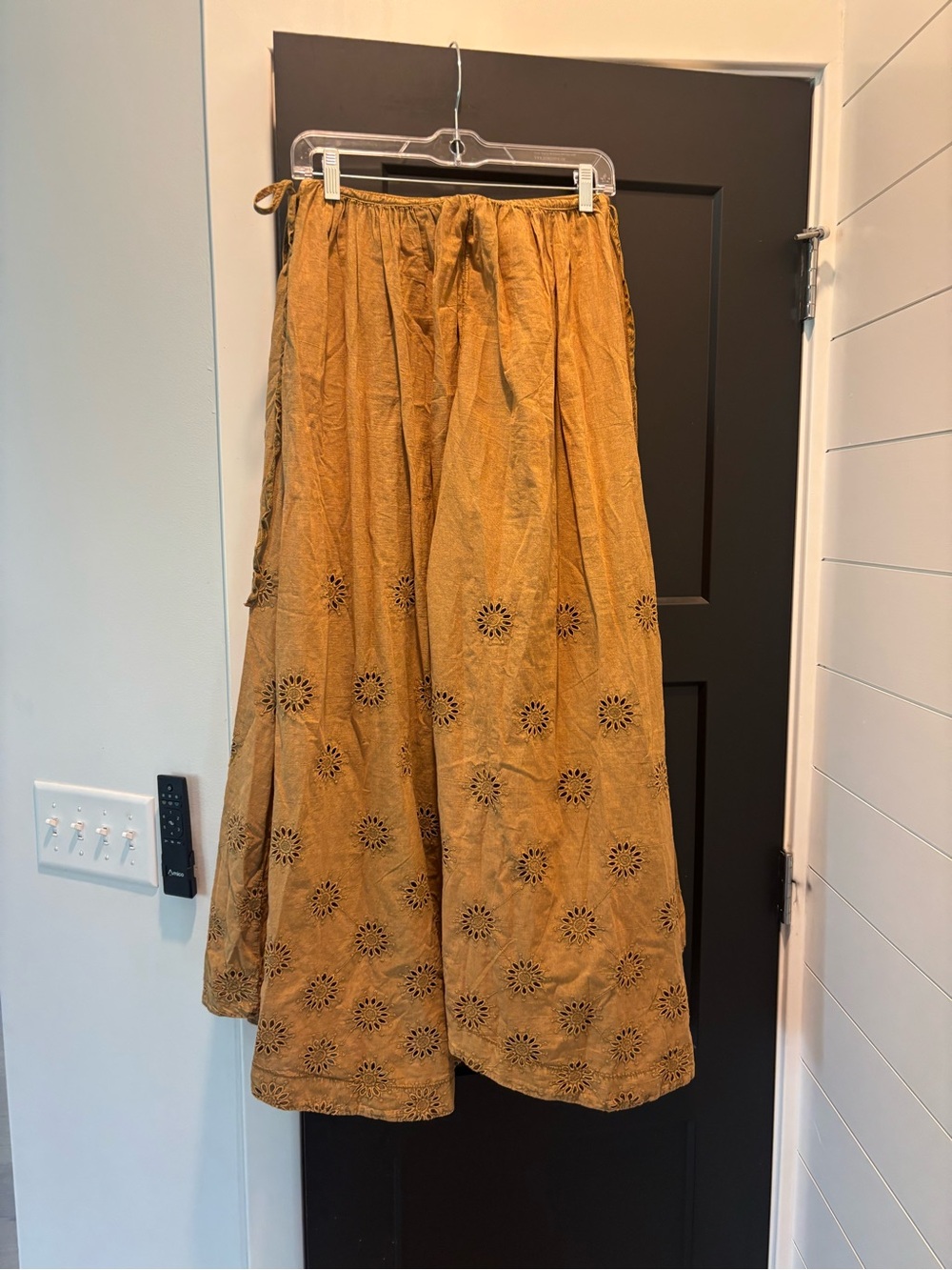 Free People Sweet Serenade Pull-On Wide-Leg Pants 2 Aged Gold NWT Floral Cutwork - Picture 9 of 11
